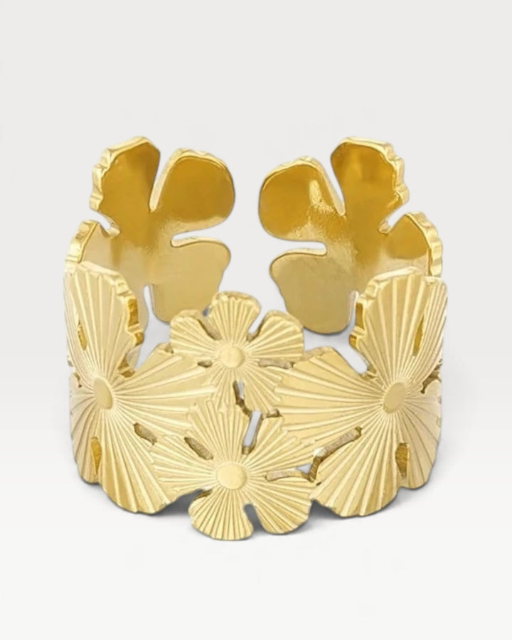 Silvia ring