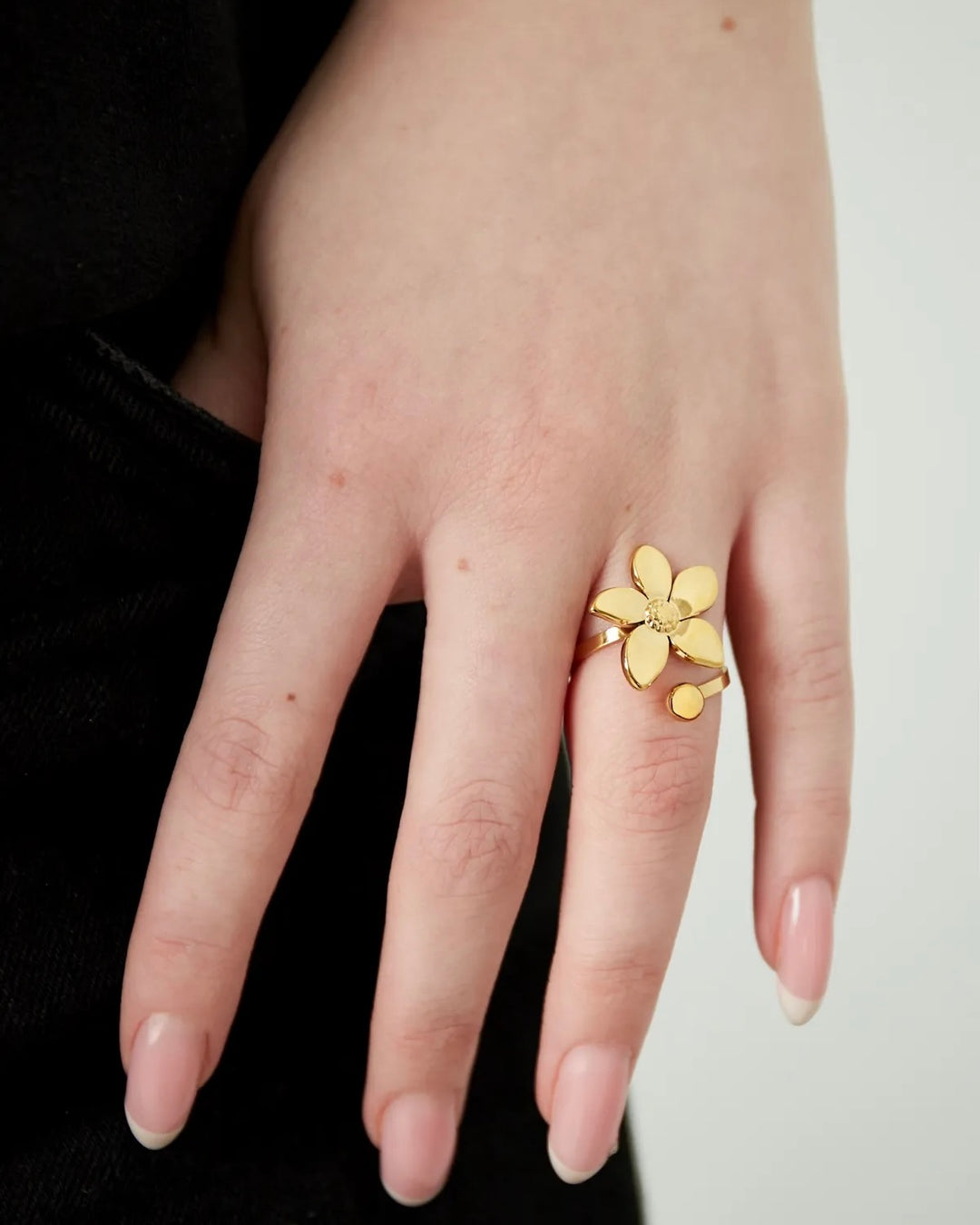 Claudia Ring