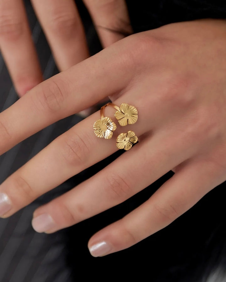 Daisy Ring